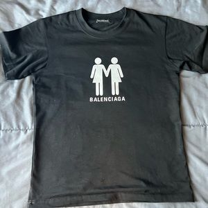 Balenciaga Tshirt size M.